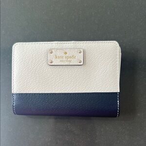 Kate Spade Cream and Navy Wallet